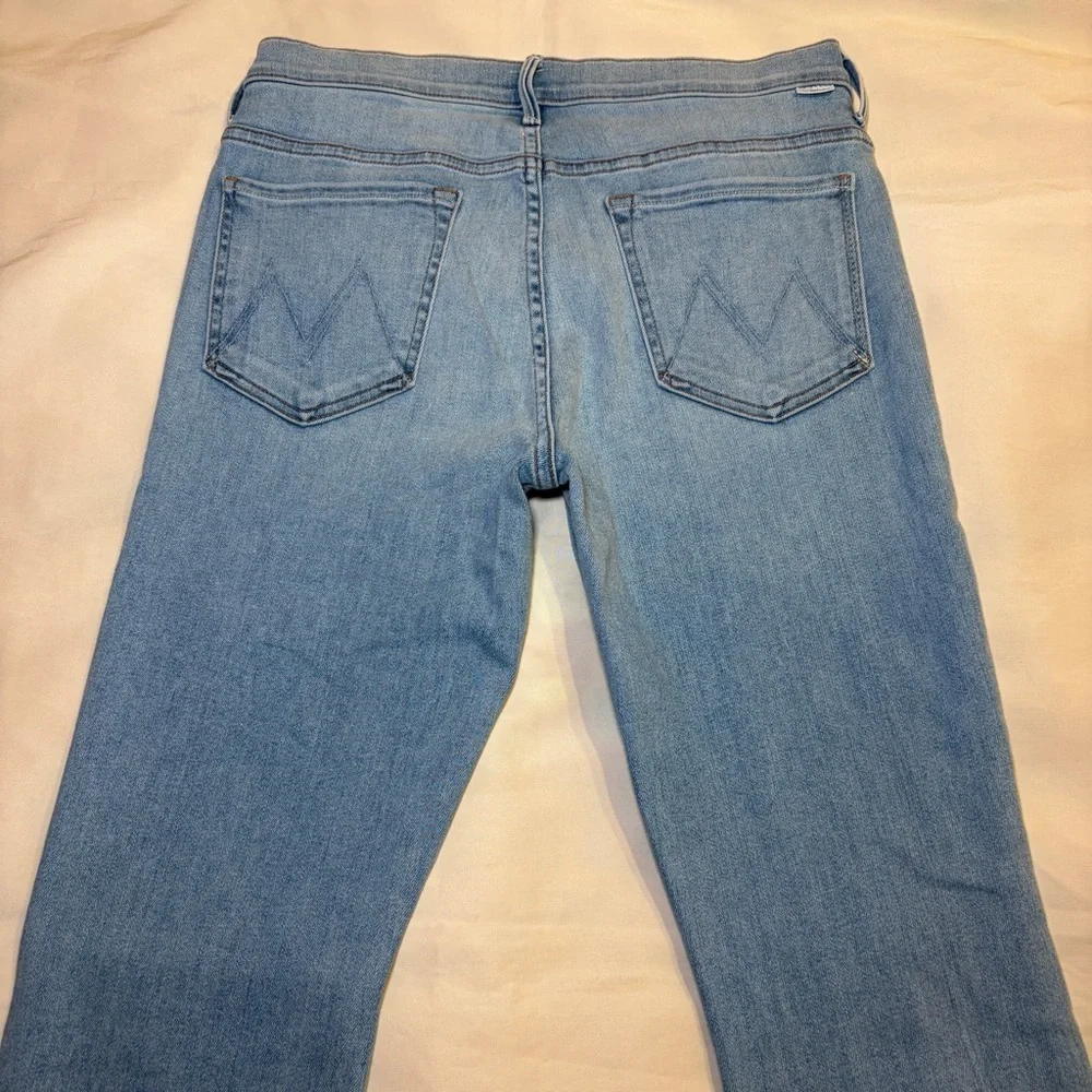 MOTHER- The Weekender Fray in Swimming Pool Sunday Size 30 Bootcut Jeans